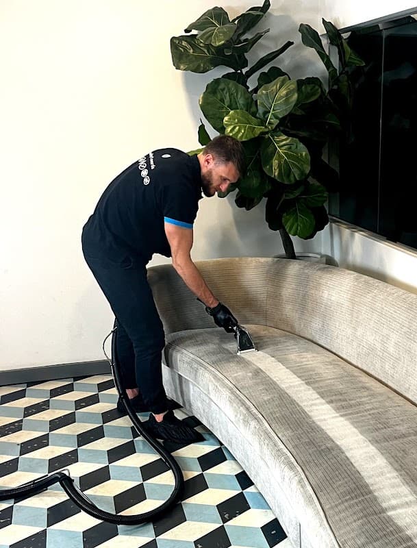 CMCleaning - House Cleaning in Los Angeles