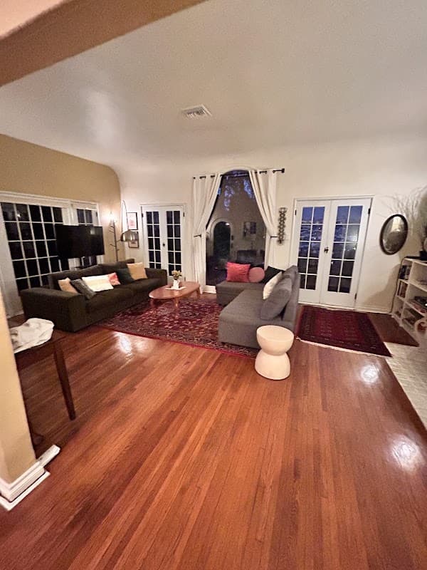 LA Maid Service & House Cleaners Referral Agency - House Cleaning in Anaheim