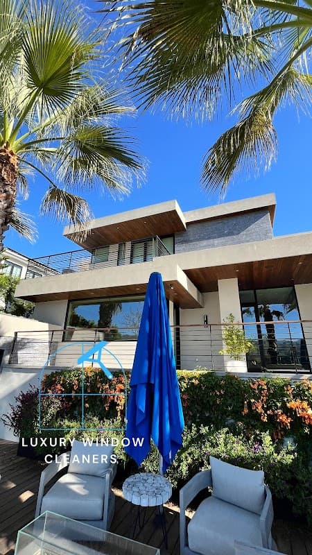 Luxury Window Cleaners - Window Cleaning in Pico Rivera