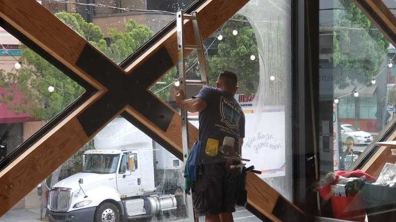 valle window cleaning - Window Cleaning in Santa Monica